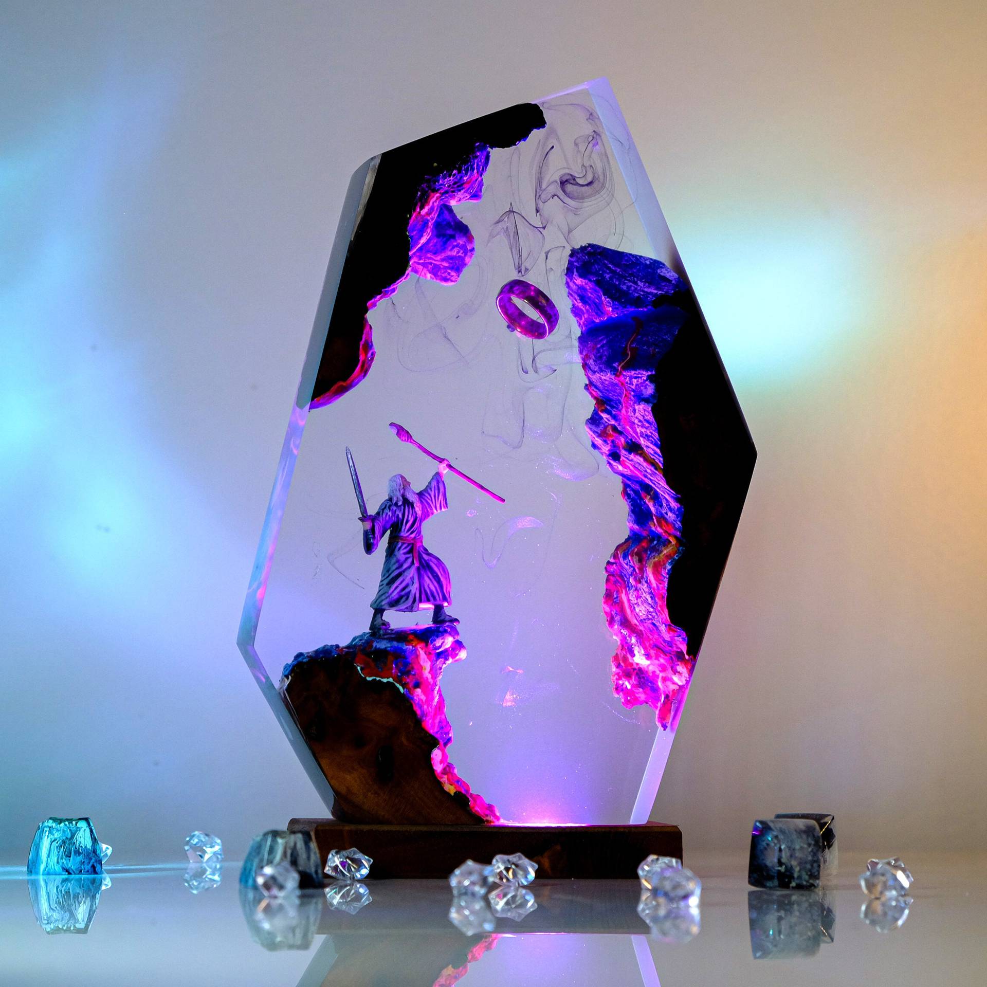 Lampe de table en résine Scène - Desk Setup Lighting avis et prix