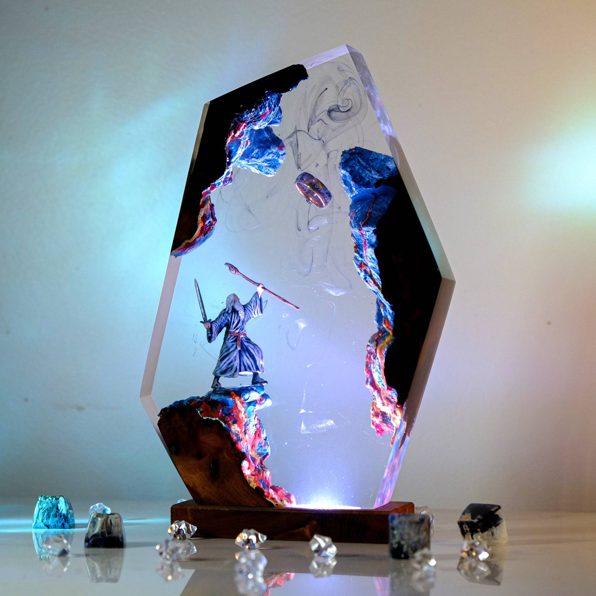 Lampe de table en résine Scène - Desk Setup Lighting avis et prix