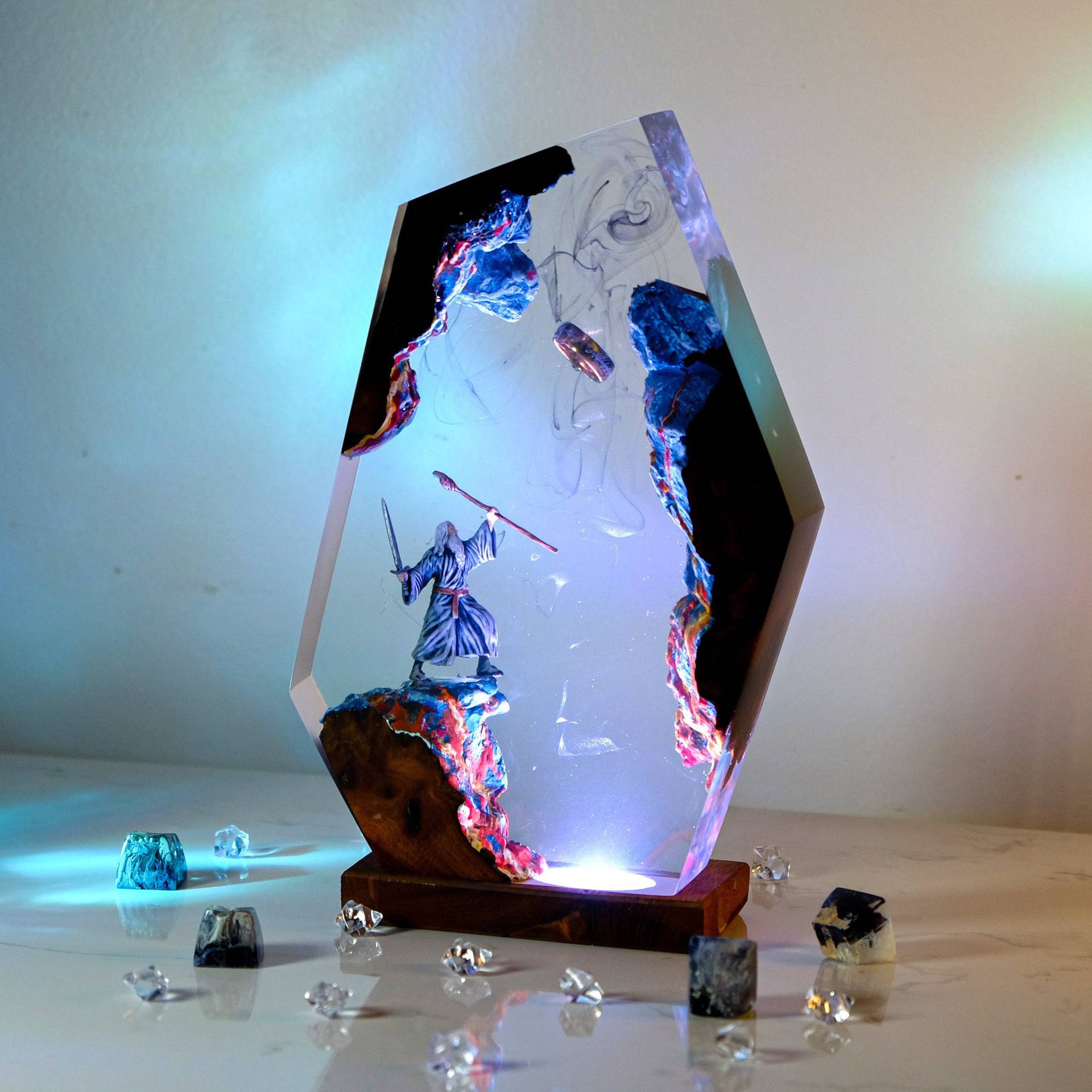 Lampe de table en résine Scène - Desk Setup Lighting avis et prix