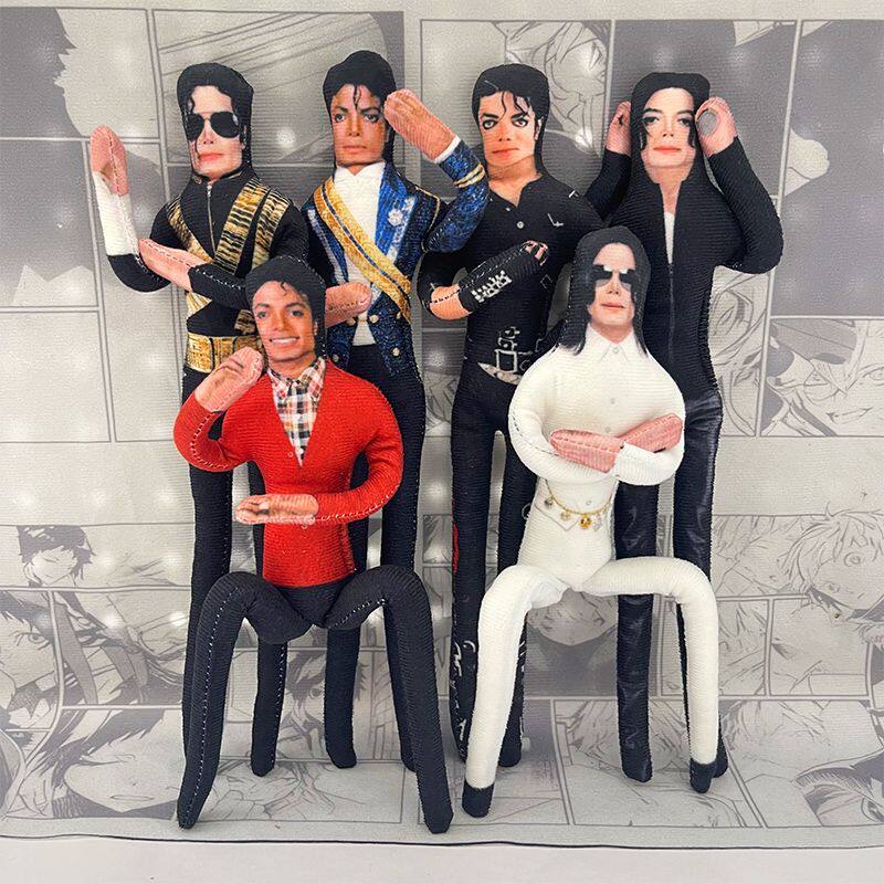 6 figurines en peluche Michael - Desk Setup Room avis et prix